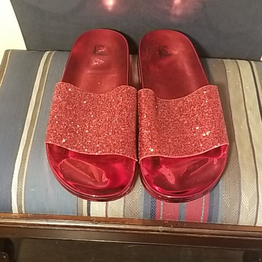 Kali Ladies Slip on shoe Glitter Red Size 11